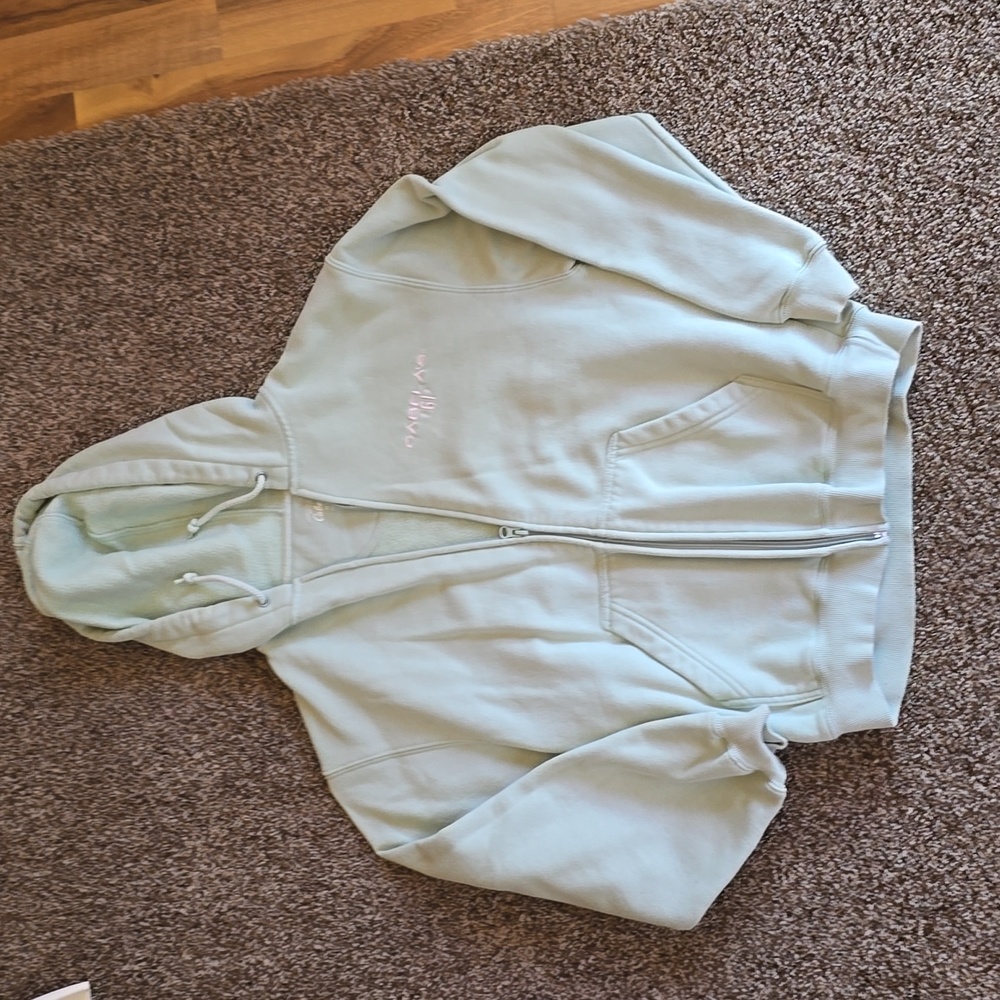 Women's medium cabelas  hoodie